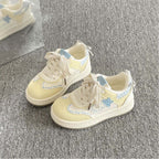 Damen Trendige Designer-Sneaker mit verspielten Details und bequemer Sohle R&B