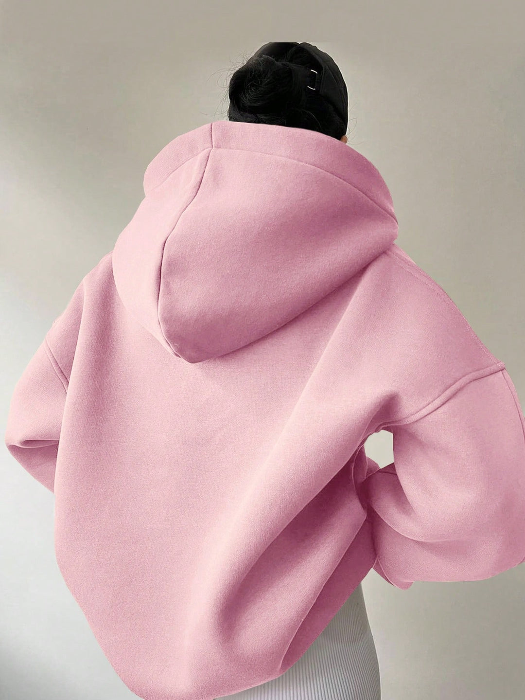 Damen Oversized Hoodie mit kurzem Kragen und praktischen Seitentaschen R&B