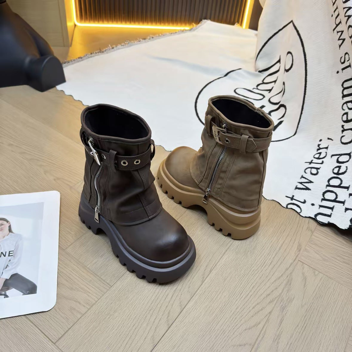 Damen Stiefeletten mit stylischem Schnallenverschluss und robustem Sohlenprofil R&B