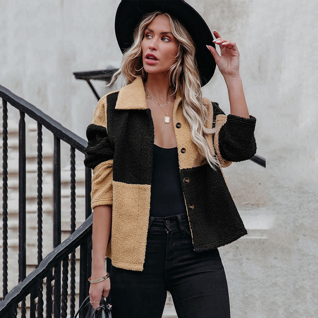 Damen trendige Teddyjacke mit modernem Patchwork-Design R&B