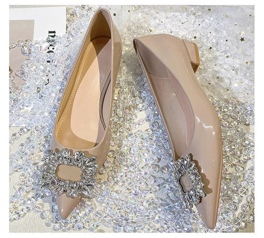 Damen elegante spitze Pumps mit funkelndem Schmuckdetail R&B