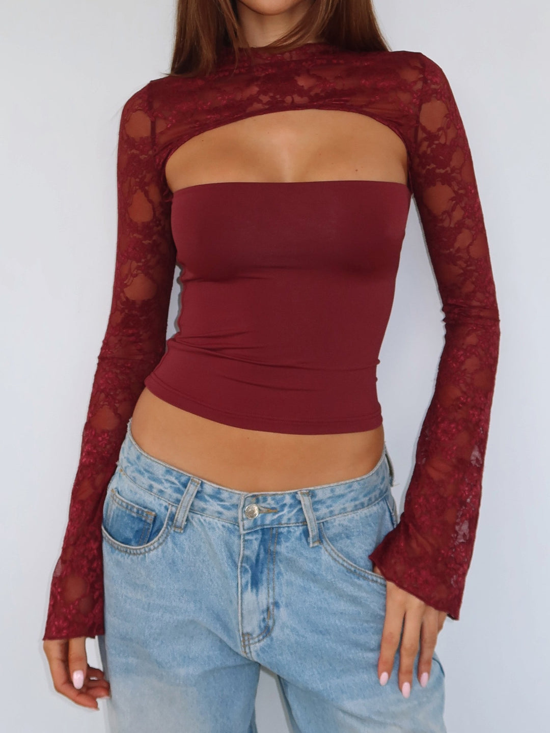 Damen Elegantes Oberteil mit transparenten Ärmeln und hochwertiger Spitze R&B