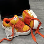 Damen Sportliche Sneaker mit auffälligen Stern-Applikationen R&B