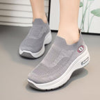 Damen Komfortable Slip-On Sneakers mit atmungsaktivem Obermaterial und weicher Laufsohle R&B