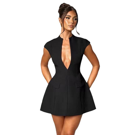 Damen Elegantes Kurzkleid mit tiefem V-Ausschnitt und praktischen Taschen R&B