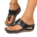 Damen Komfortable Zehentrenner-Sandalen mit modischem Schnitt und ergonomischem Fußbett R&B