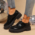 Damen Schnürschuhe im modischen Krokodilleder-Look mit robustem Profilsohle R&B