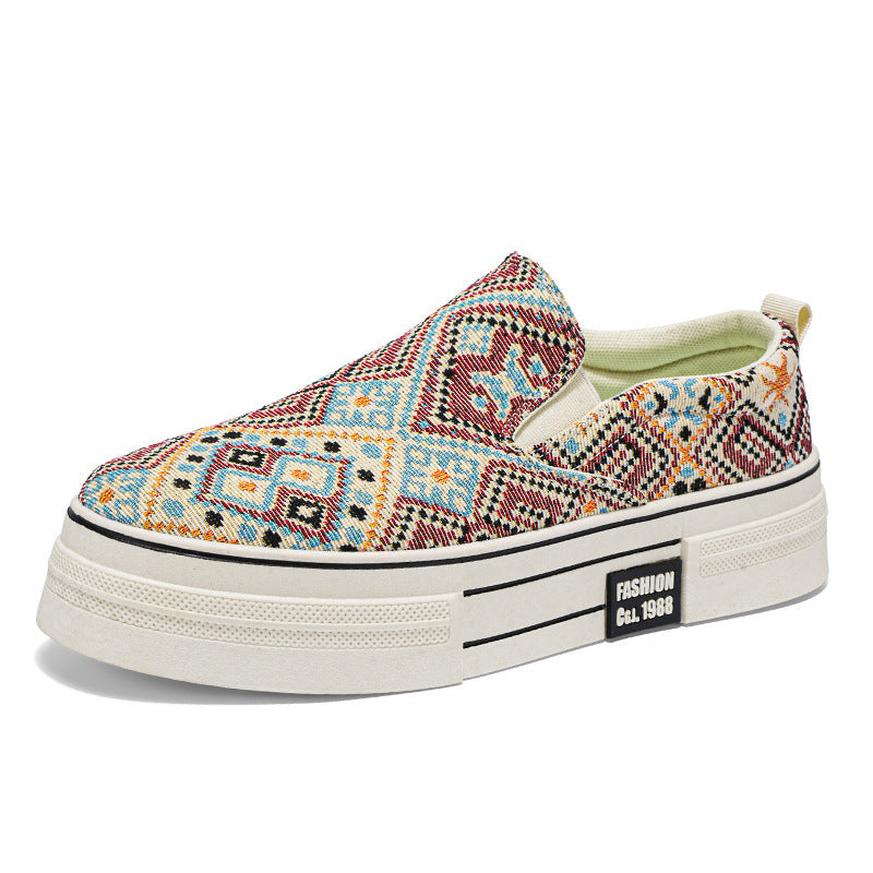 Damen Modische Slip-On Sneakers mit einzigartigem gewR&Btem Design R&B