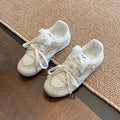 Damen Sneakers im lässigen Design mit innovativer Schnürtechnik und atmungsaktiver Oberflächenstruktur R&B