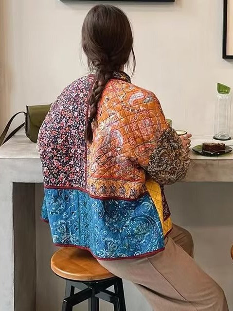 Damen gesteppte Patchworkjacke mit floralem Design und praktischen Taschen R&B