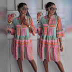 Damen luftiges Boho-Kleid mit eingewR&Bten Mustern und kurzen Ärmeln R&B