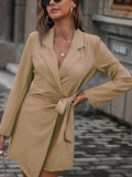 Damen Wickelkleid mit elegantem Kragen und praktischen Taschen R&B