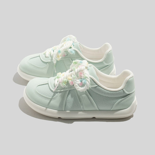 Damen Sneaker mit einzigartiger Blumendekoration und flexibler Komfortsohle R&B