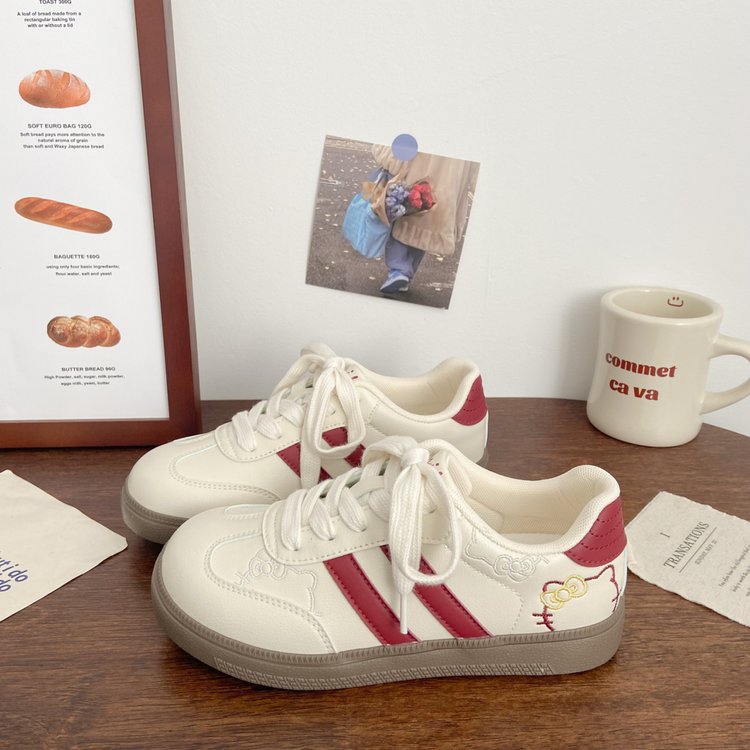Damen Sportliche Sneaker mit moderner Linienführung und atmungsaktiver Sohle R&B