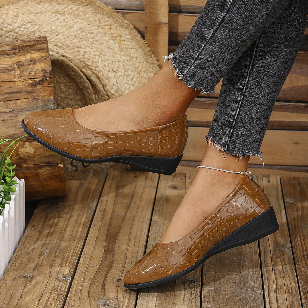 Damen elegante Ballerinas mit glänzender Krokodilprägung R&B