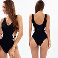 Damen Einteiler Badeanzug mit modernem Cut-Out-Design und geometrischen Details R&B