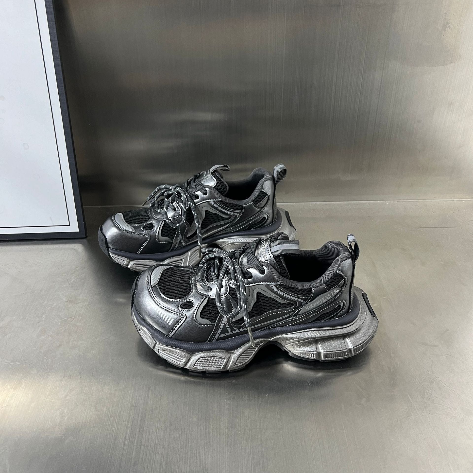 Damen Dynamische Sportsneakers mit atmungsaktivem Mesh und stoßdämpfendem Komfort R&B
