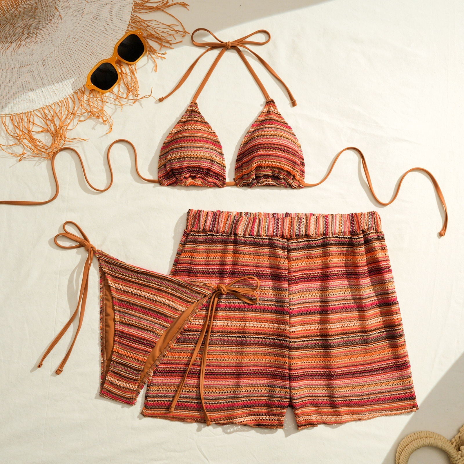Damen Triangel-Bikini mit Rüschendetails und lässigen Shorts R&B