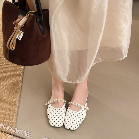Damen Trendige Slipper mit Punkten und elegantem Riemendetail R&B