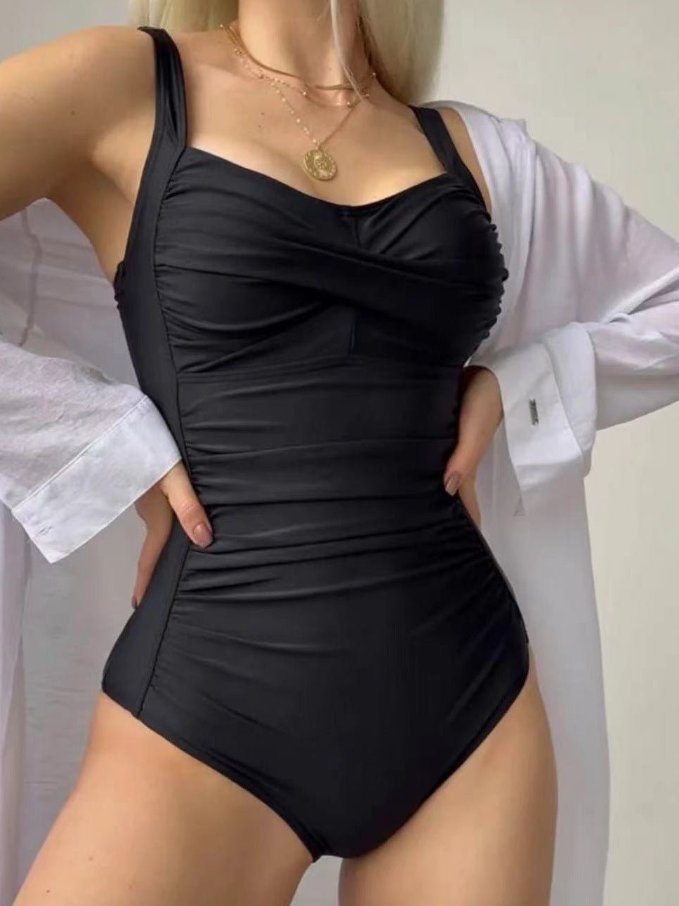 Damen Einteiliger Badeanzug mit raffiniertem Rüschendesign R&B