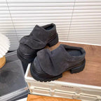 Damen Komfortable Clogs mit modischem Faltendesign
