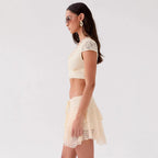 Damen Crop-Top mit raffiniertem Spitzenbesatz und verspieltem Minirock R&B