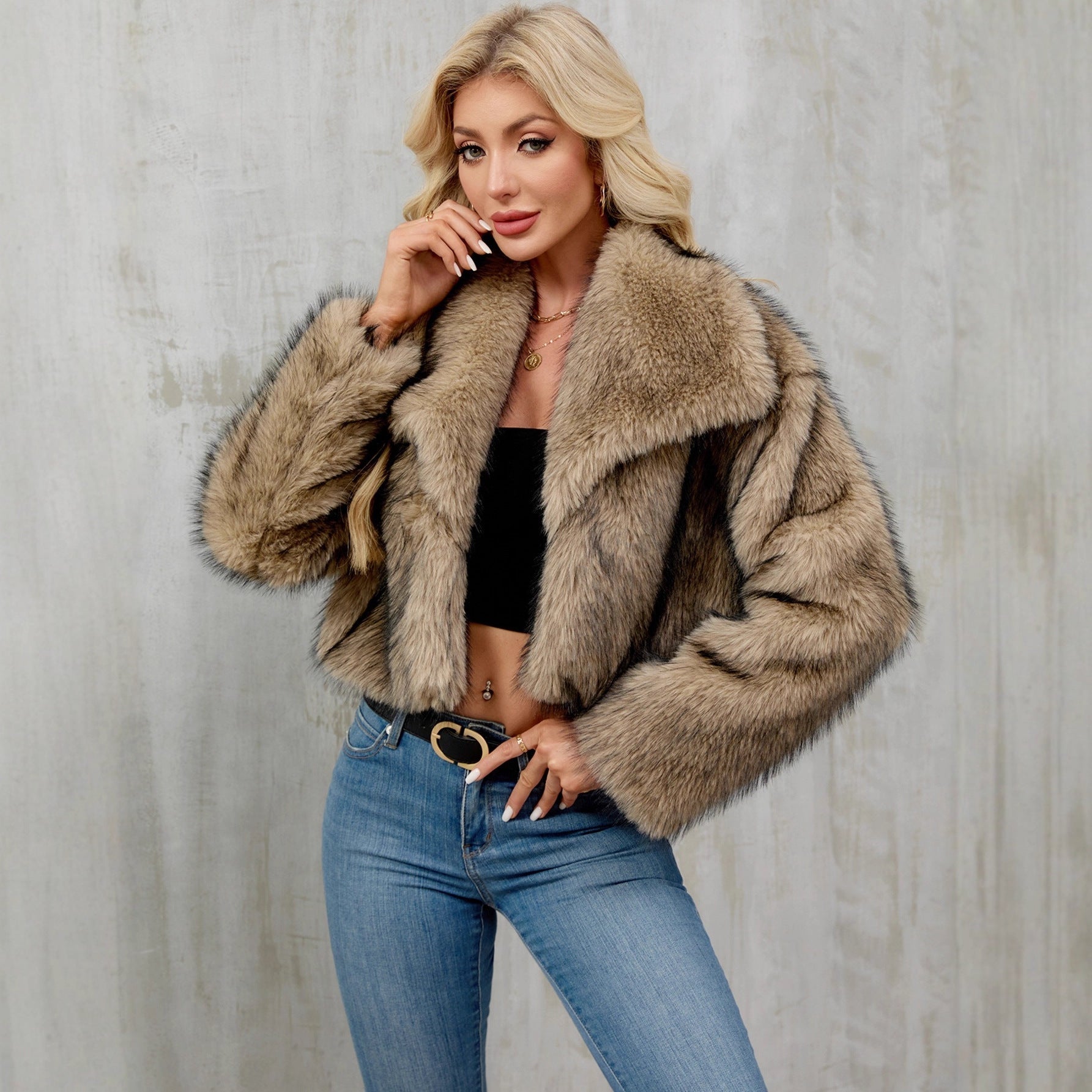 Damen Modische Kunstpelzjacke mit großem Revers R&B