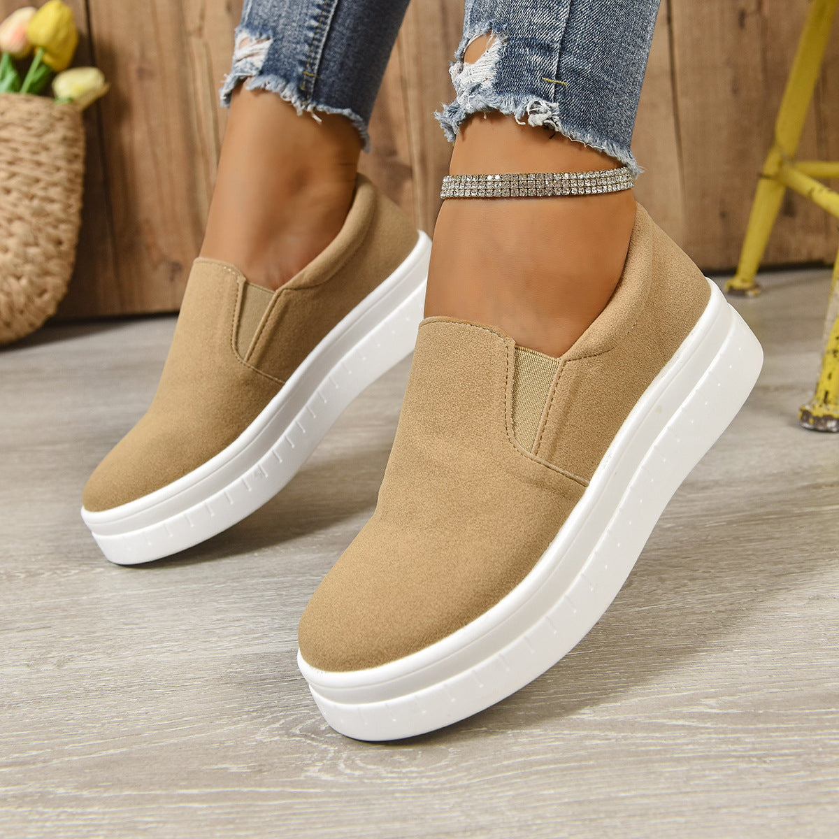 Damen Slip-On Sneakers mit rutschfester Sohle und atmungsaktivem Obermaterial R&B