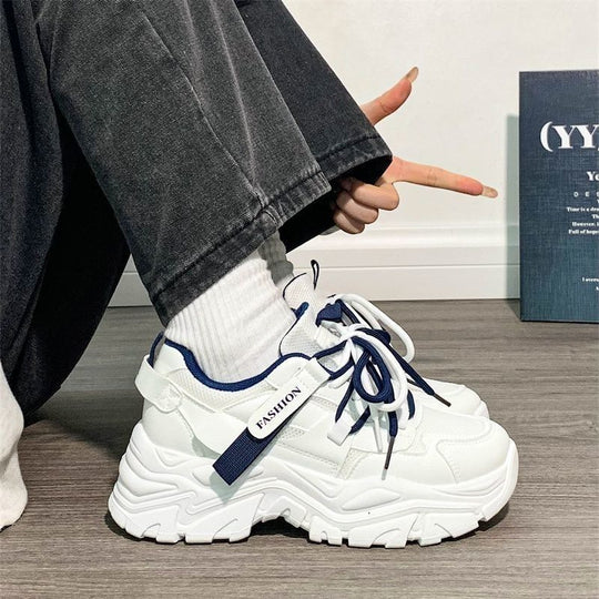 Damen Chunky Sneaker mit rutschfester Sohle und modischen Details R&B