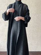 Damen Langer Strickmantel mit hohem Kragen und elegantem Schnitt