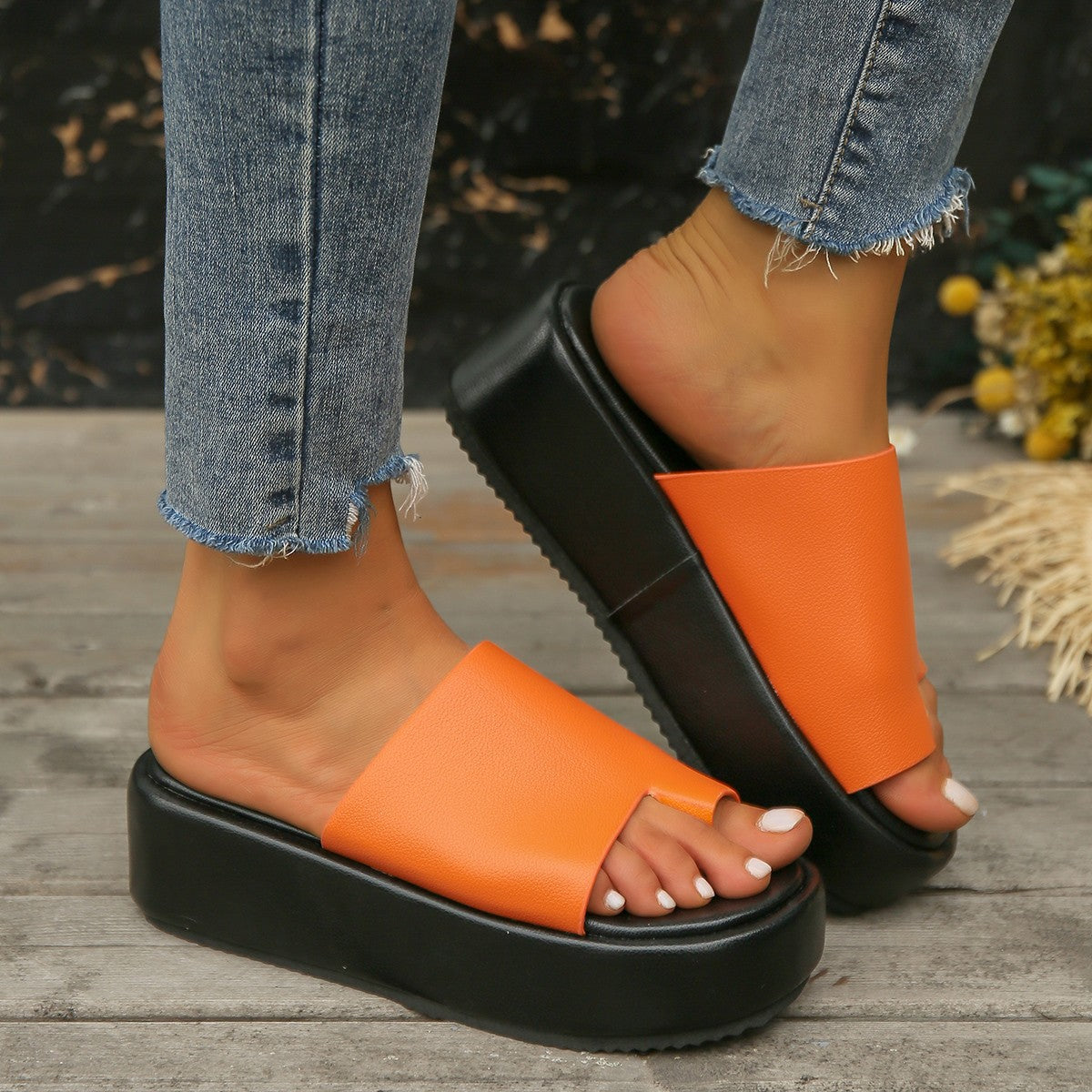 Damen moderne Plattform-Pantoletten mit offenem Zehenbereich und stylischem Design R&B
