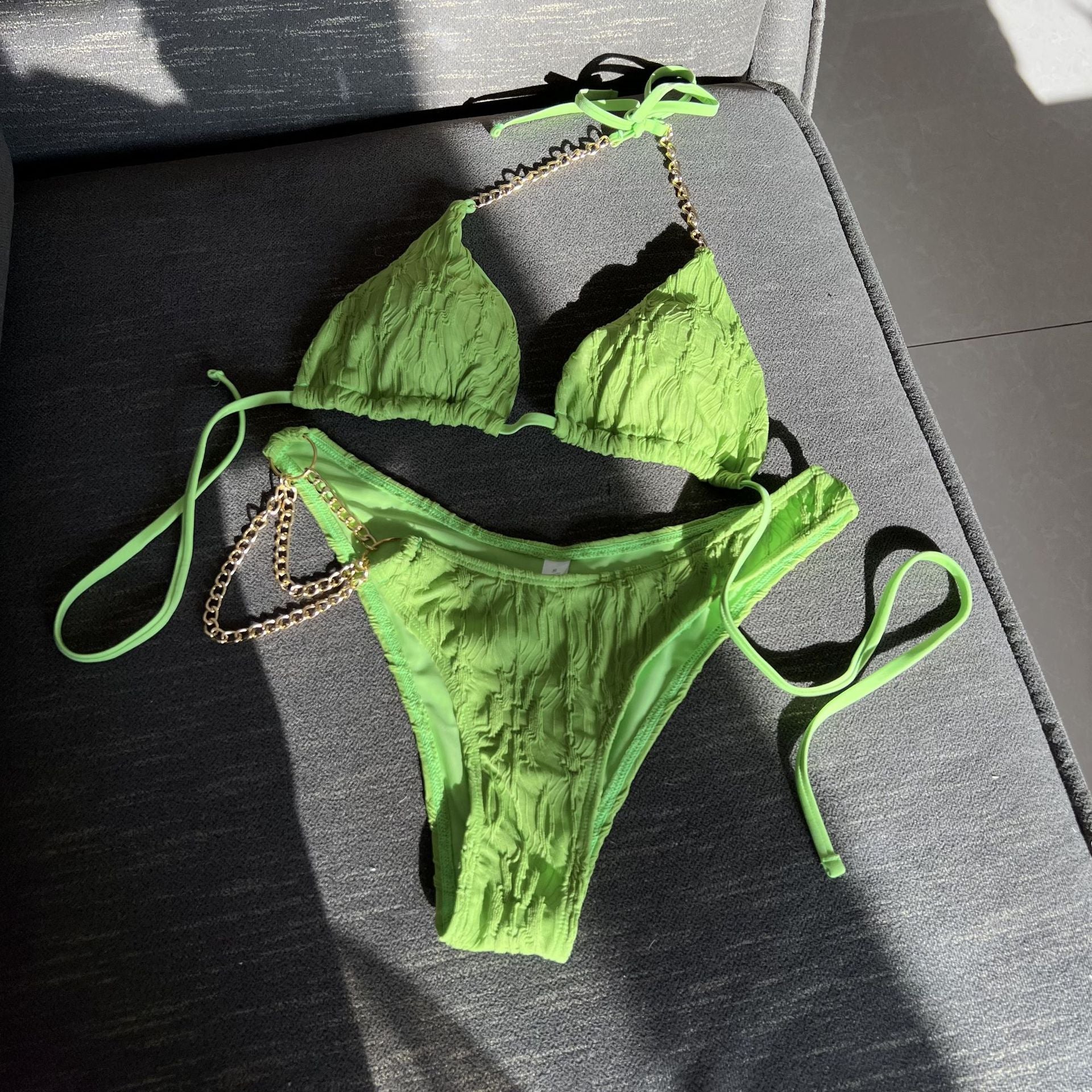 Damen Triangel-Bikini mit modischen Kettenakzenten R&B