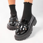 Damen modische Lacklederschuhe mit robustem Profilsohle und Schleifenakzent R&B