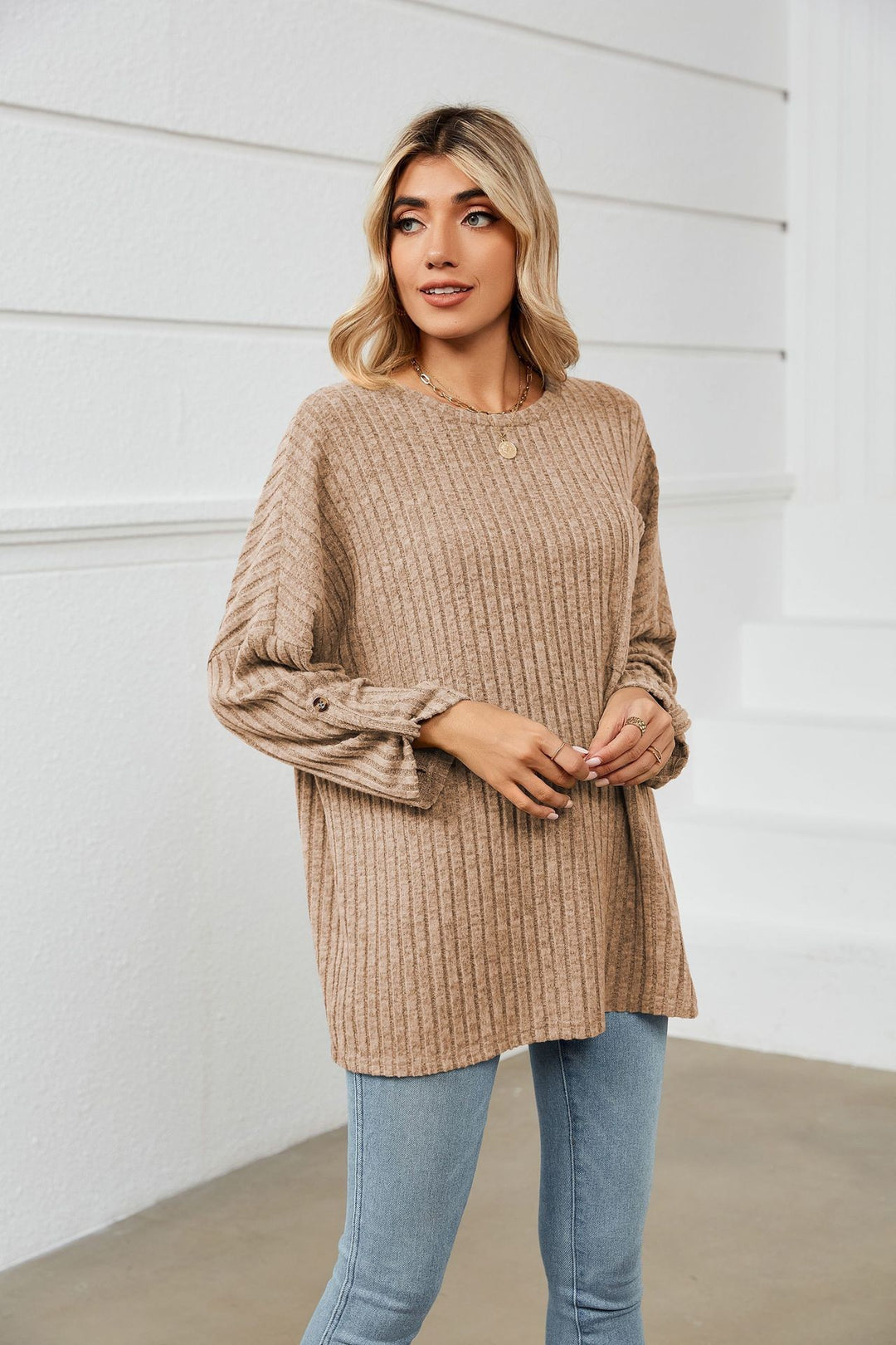 Damen lockeres Strickoberteil mit Baumwolldetail R&B