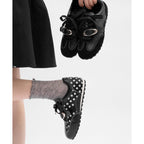 Damen modische Sneakers mit kreativem Design und einzigartigen Akzenten R&B