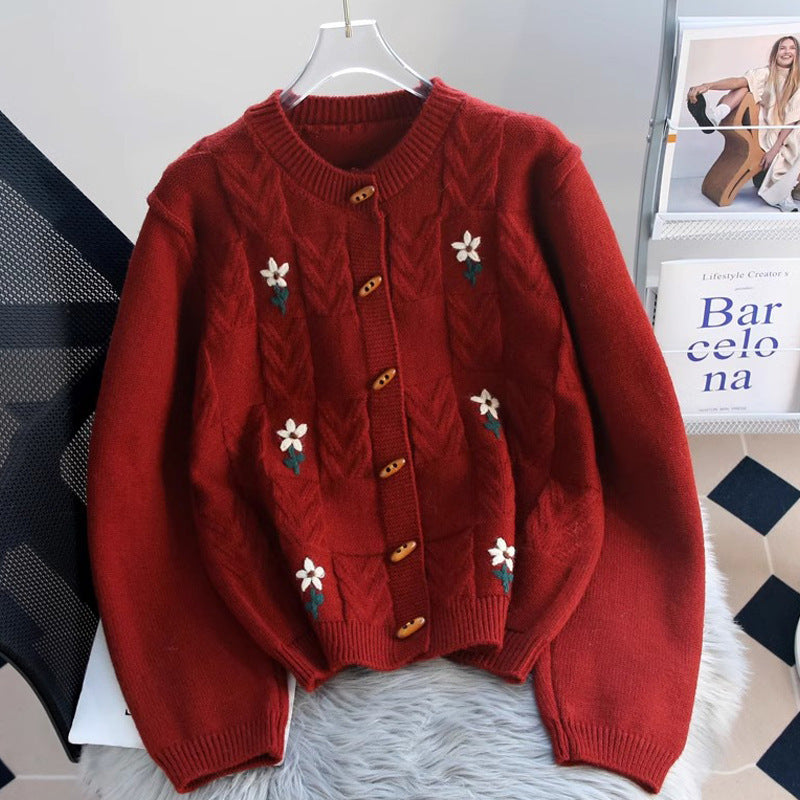Damen Strickjacke mit floralem Zopfmuster und Holzknöpfen R&B
