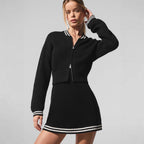 Damen sportliches Strickkleid mit cropped Jacke und Streifenelementen R&B