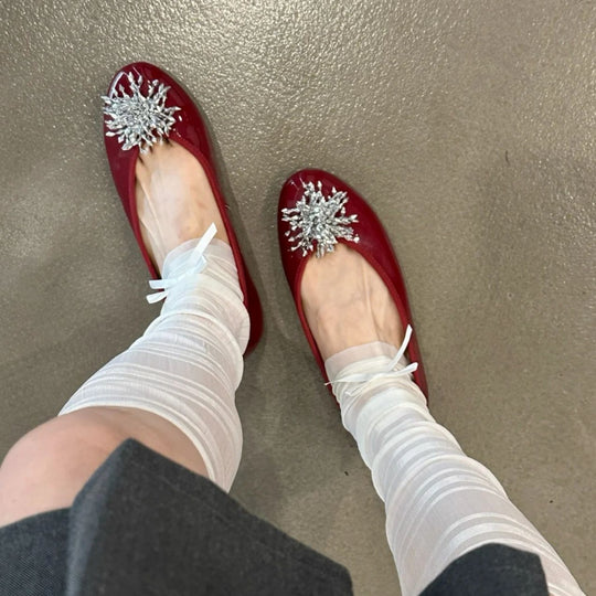 Damen Ballerinas mit außergewöhnlichem Blumendekor und glänzender Oberfläche R&B