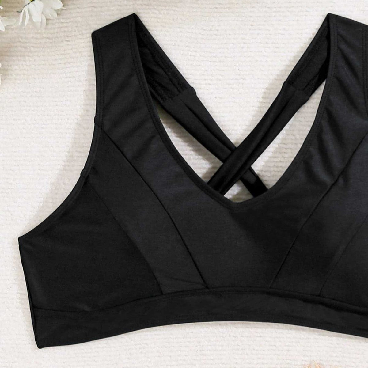 Damen Sport-Bikini-Oberteil mit elegantem Rückenschnitt R&B