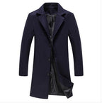 Herren eleganter Wollmantel mit klassischem Schnitt und praktischen Taschen