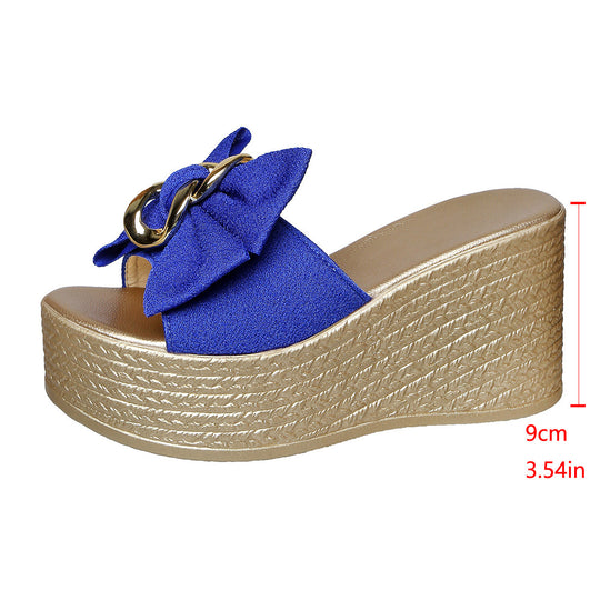 Damen Wedge-Sandel mit modischem Schleifen-Design und eleganter Kettenapplikation R&B