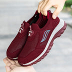 Damen Komfortable Slip-On Sneakers mit flexiblem Strickoberteil R&B
