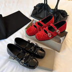 Damen Ballerina-Schuhe mit verspieltem Kreuzriemen und eleganter Schnallenverzierung