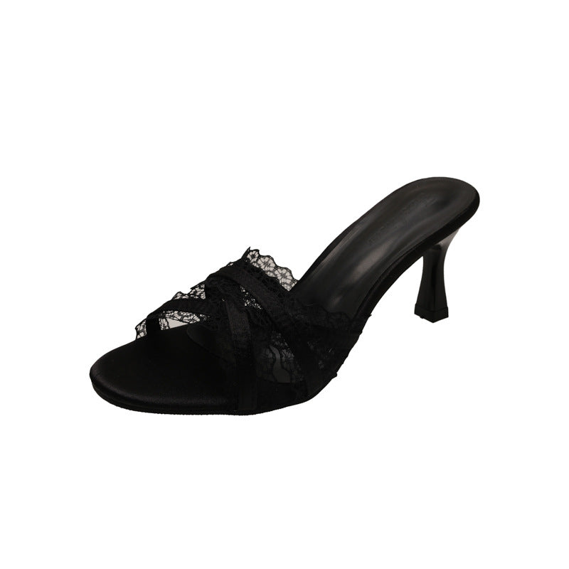 Damen elegante Mules mit zarten Spitzen-Akzenten und komfortablem Absatz R&B