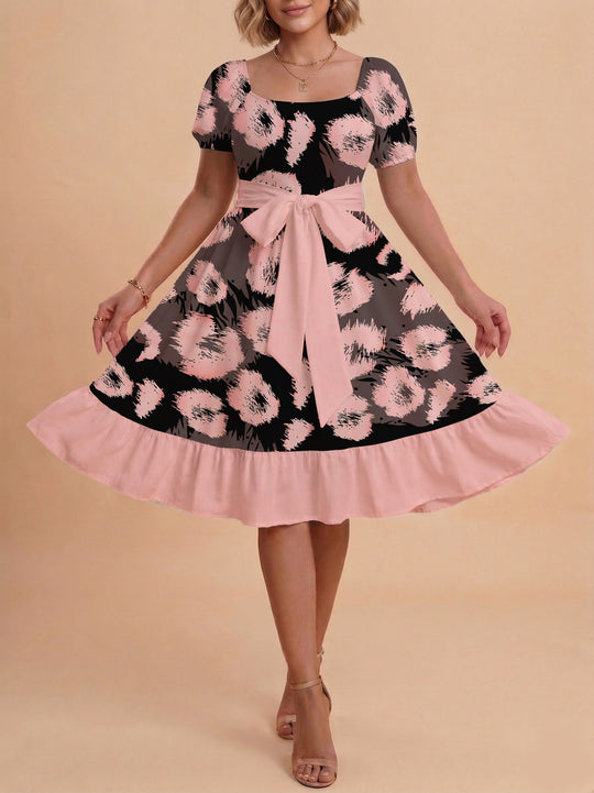 Damen Sommerliches Blumenkleid mit taillierbarem Gürtel und voluminösen Ärmeln R&B