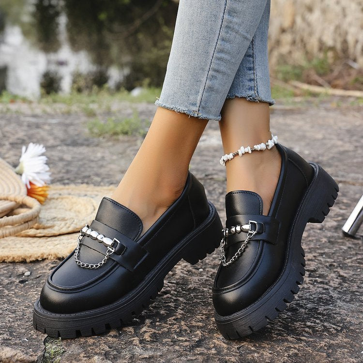 Damen Loafers mit dekorativer Kettenapplikation und robustem Profil R&B