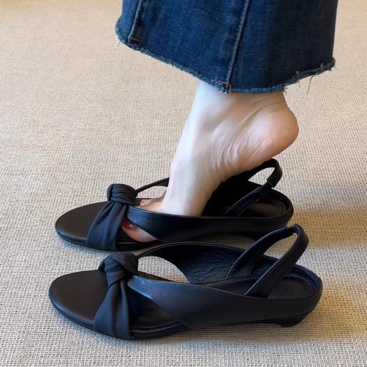Damen Slingback-Sandalen mit modischem Knoten-Detail und komfortabler Fußbettgestaltung