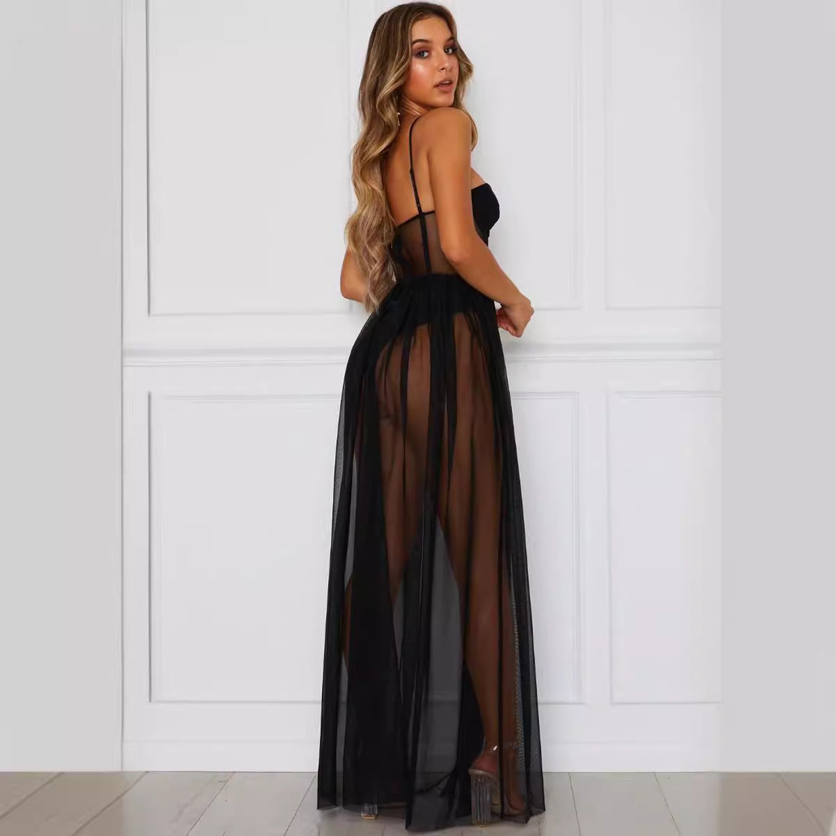 Damen aufregendes Spitzen-Negligé mit verführerischem tiefem V-Ausschnitt und transparenter Silhouette EB