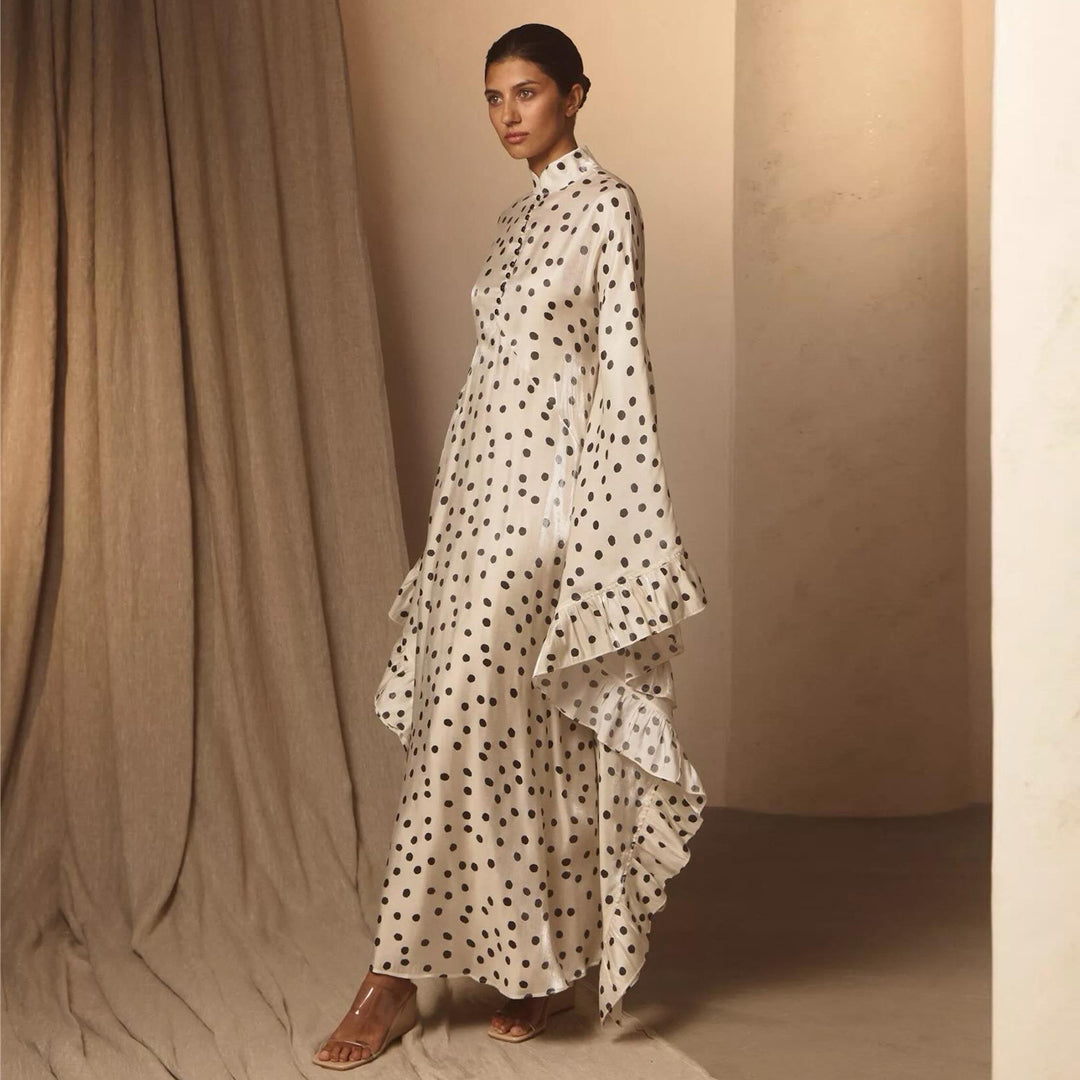 Damen Maxikleid mit auffälligen Punkten und trendigem Rüschen-Design R&B