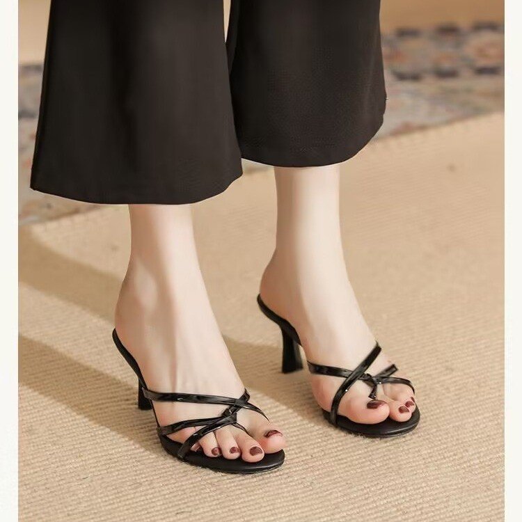 Damen Slingback Sandaletten mit elegantem Riemendesign und bequemer Absatzhöhe R&B